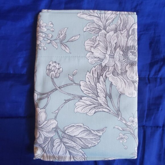 Ellis Curtain 50W x 16"L "Aquarius" Valence 100% Cotton Toile Pastel Aqua Floral - Picture 5 of 11